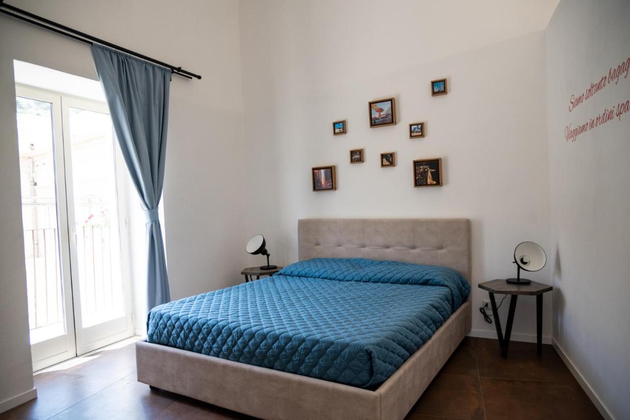 A Casa Di Cassi Ξενοδοχείο Μόντικα Εξωτερικό φωτογραφία