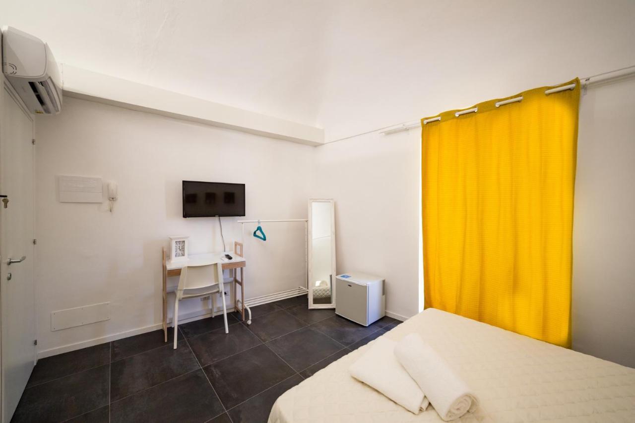 A Casa Di Cassi Ξενοδοχείο Μόντικα Εξωτερικό φωτογραφία